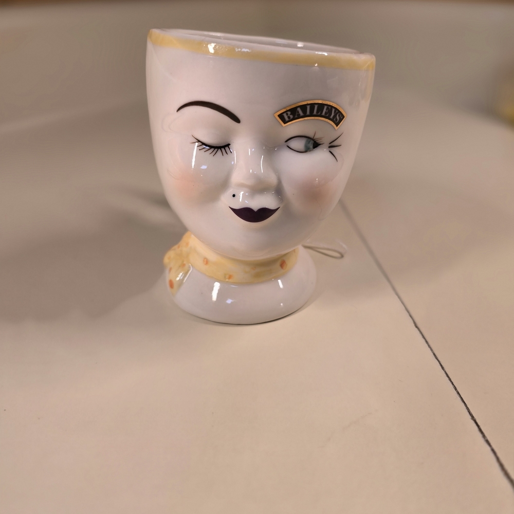 Vintage 1997 Baileys Cream and White Wink Face Mug. Collectors Dream